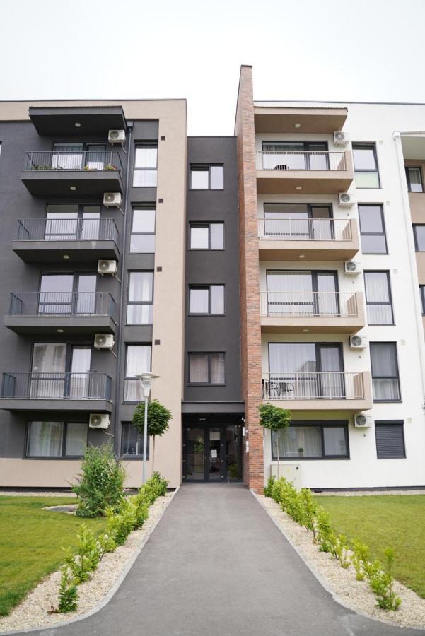 Silence Appartments Oradea Eksteriør billede